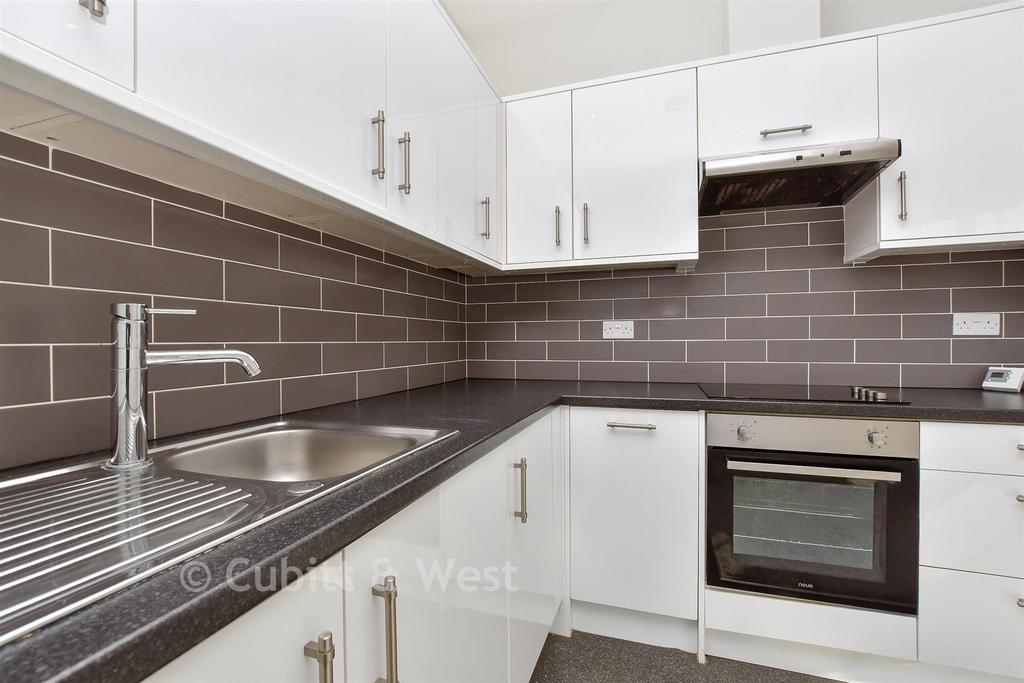Kitchen / Living Room