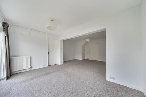 3 bedroom detached house for sale, Spacious Detached Family Home