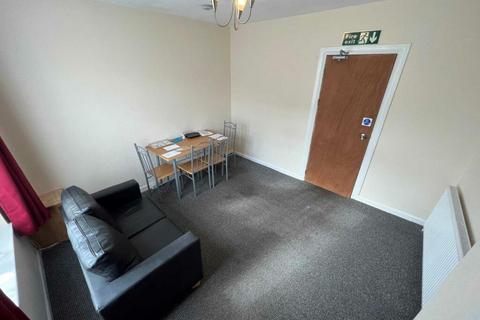 5 bedroom semi-detached house for sale, Kingsley Avenue, Salford