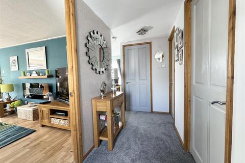undefined, Manor Drive, Flockton, Wakefield, WF4 4AW