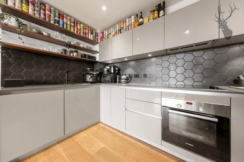 3 bedroom flat for sale, Merchants Walk Development, Bow