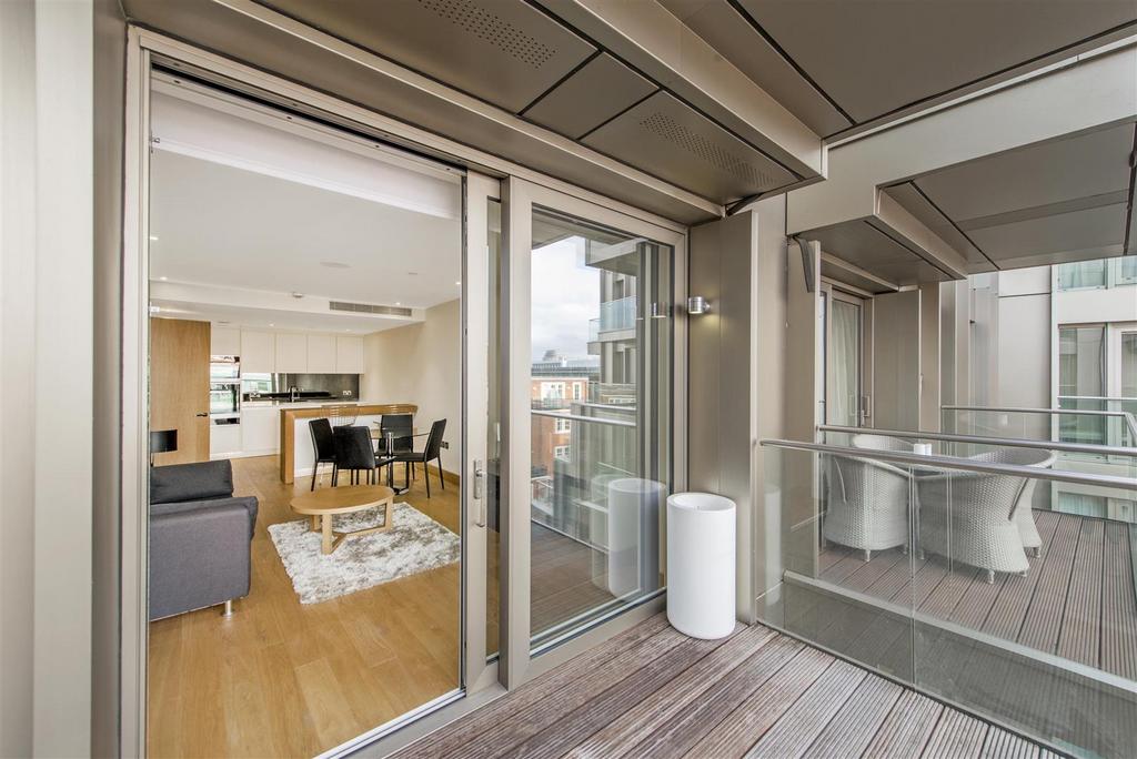 Balcony (2).jpg