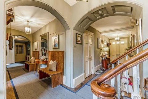 undefined, High Street, Chipping Campden GL55