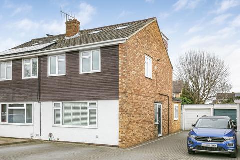 undefined, Seymour Way, Sunbury-on-Thames, Surrey, TW16