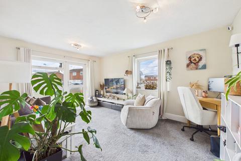 undefined, Blenheim Road, Horsham RH12