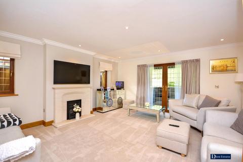 5 bedroom detached house for sale, Parkstone Avenue, Emerson Park, Hornchurch, RM11