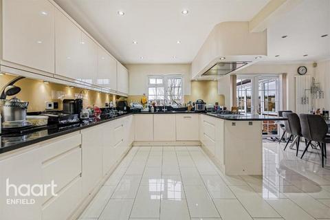 undefined, Bittern Close, Waltham cross