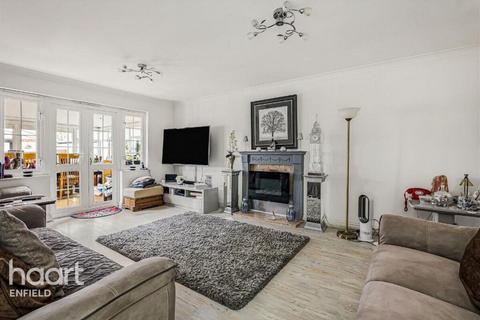 undefined, Bittern Close, Waltham cross