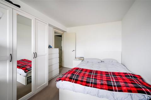 3 bedroom apartment to rent, Ladbroke Road, London W11