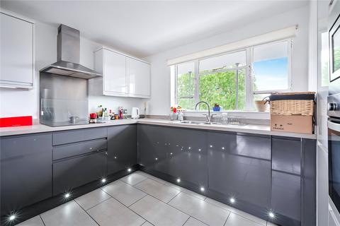 3 bedroom apartment to rent, Ladbroke Road, London W11