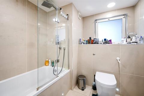 3 bedroom apartment to rent, Ladbroke Road, London W11