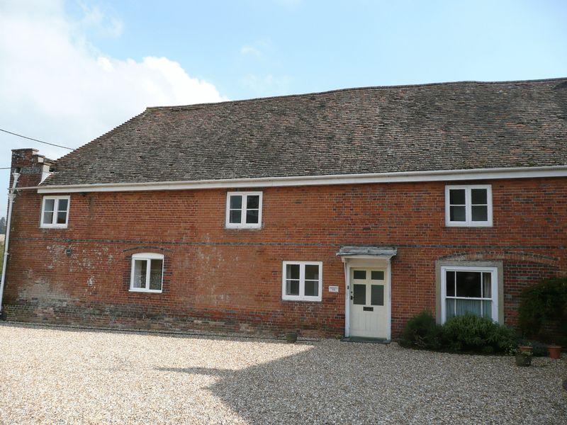 Lower Farringdon, Nr Alton / Winchester / Petersfield, Hampshire 3 bed