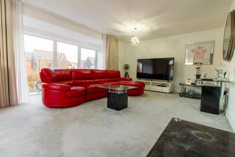4 bedroom detached house for sale, Fitch Close, Chelmsford, CM1
