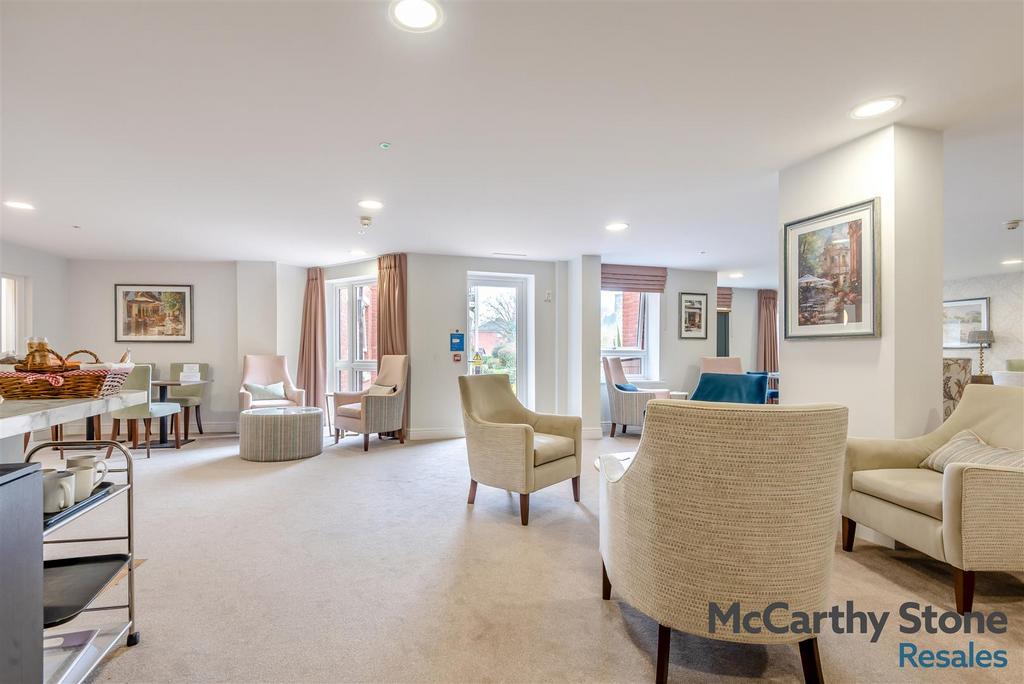 8681487-interior18.jpg