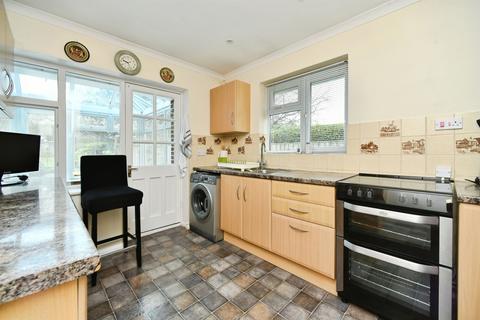 2 bedroom detached bungalow for sale, Central Avenue, Telscombe Cliffs, Peacehaven
