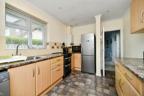 2 bedroom detached bungalow for sale, Central Avenue, Telscombe Cliffs, Peacehaven