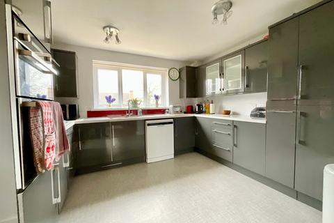 4 bedroom detached house for sale, Castle Oak, Usk NP15