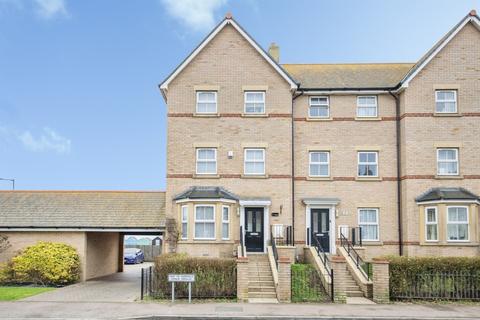 3 bedroom townhouse for sale, Manor Terrace, Felixstowe