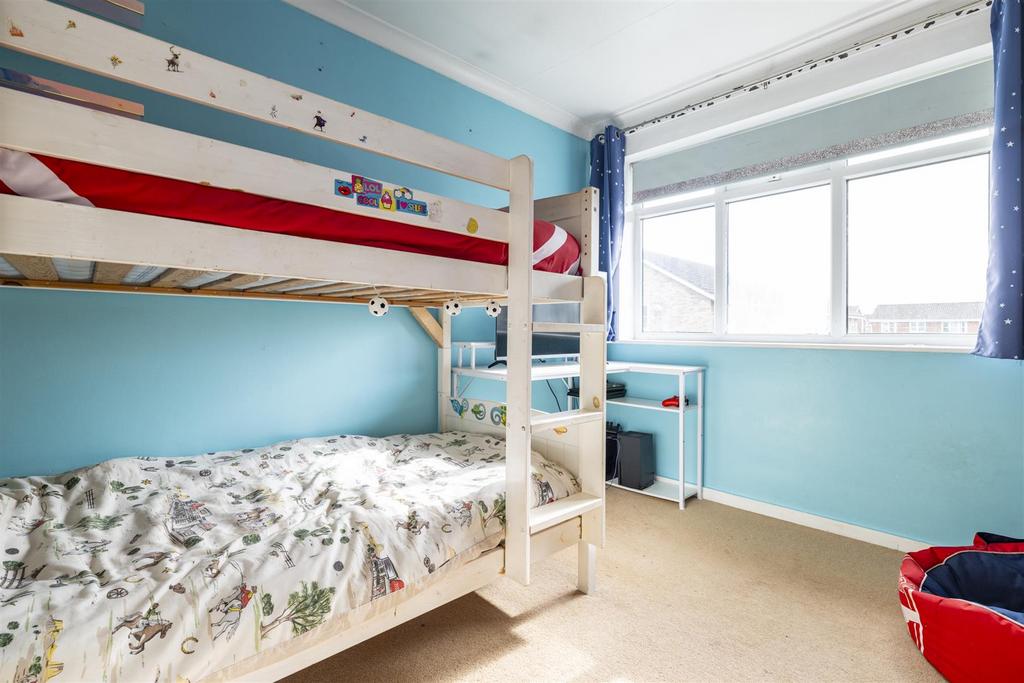 BEDROOM 2.jpg