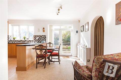 3 bedroom detached bungalow for sale, Herbert Road, Emerson Park, RM11