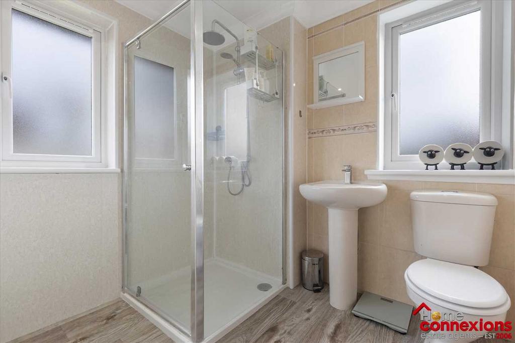 Shower Room (1)