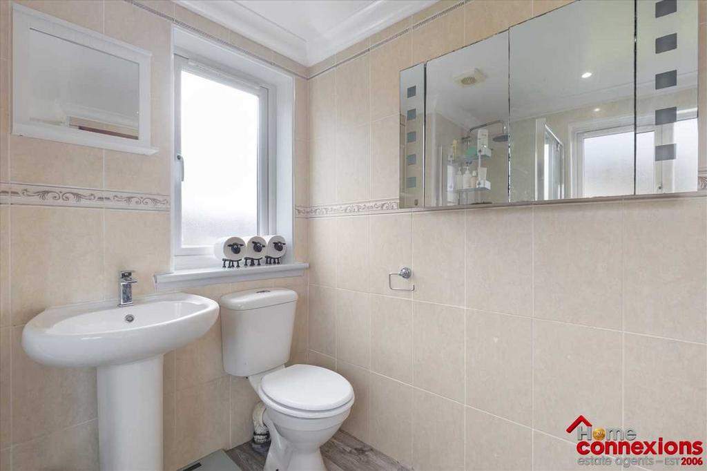 Shower Room (2)