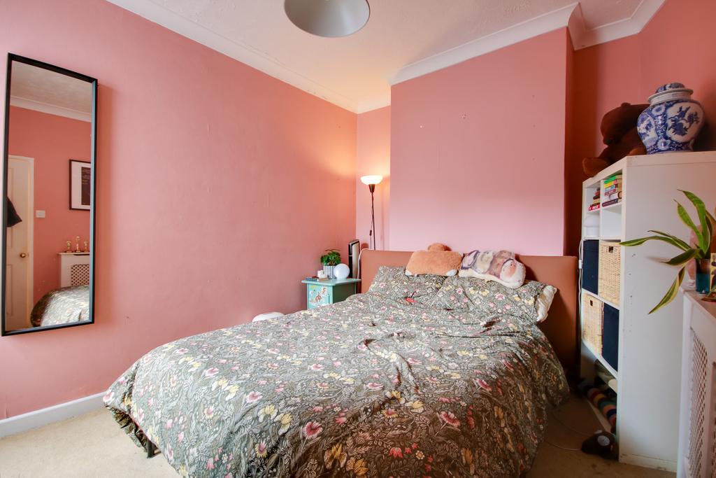 Apartment in Southampton, Bitterne Park - More