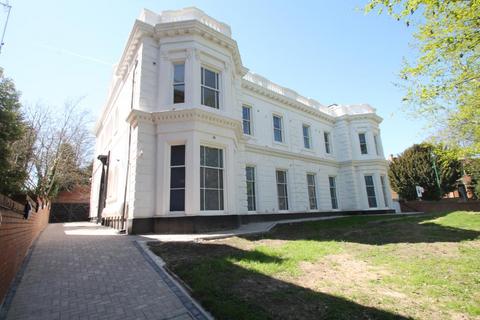 2 bedroom apartment to rent, Flat 3, Melrose House, Waverley Street, Nottingham, NG7 4BR