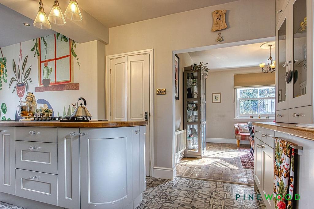 Kitchen breakfast room