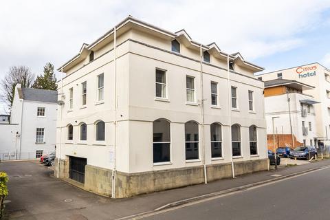 2 bedroom flat for sale, Wellington Street, Cheltenham GL50