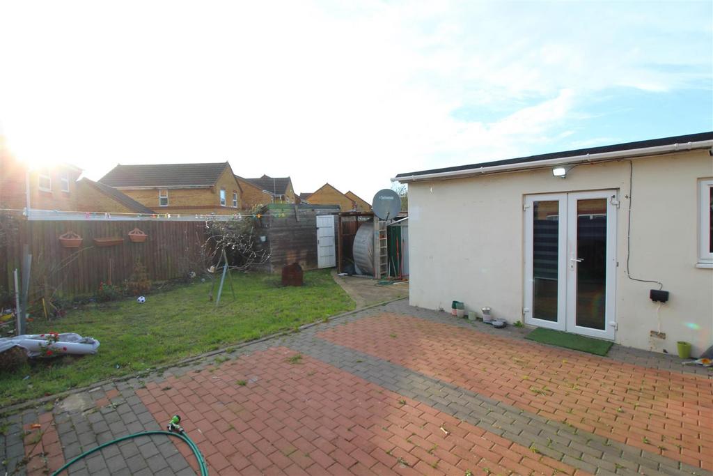 Garden 1 .JPG