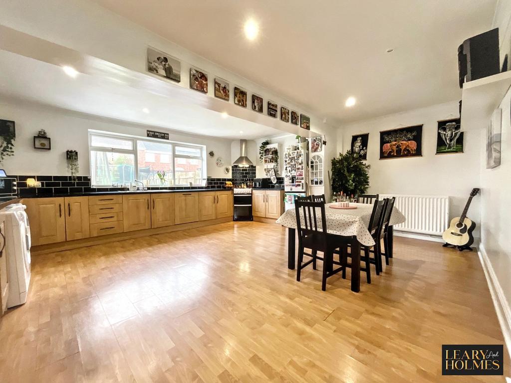 Kitchen Diner