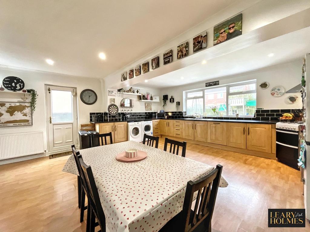 Kitchen Diner