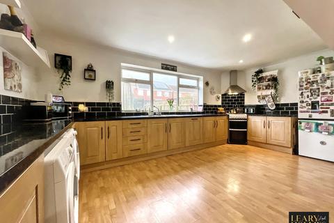 3 bedroom semi-detached house for sale, Reay Crescent, Boldon Colliery, NE35