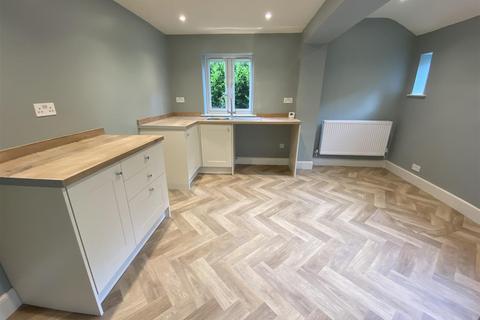 undefined, Hall Lane, Swynnerton, Stone
