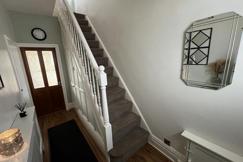 3 bedroom semi-detached house for sale, Reddish Road, Reddish