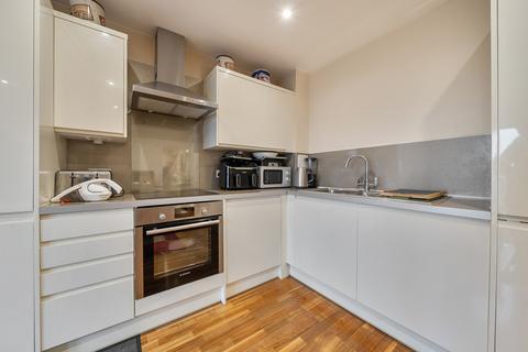 2 bedroom apartment for sale, Azalea Drive, Swanley, Kent