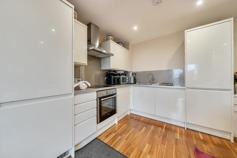 2 bedroom apartment for sale, Azalea Drive, Swanley, Kent
