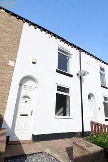 2 bedroom terraced house to rent, Pendlebury Road Swinton