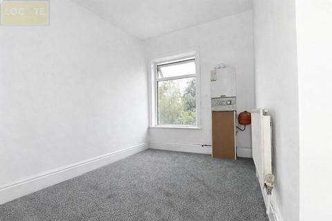 2 bedroom terraced house to rent, Pendlebury Road Swinton