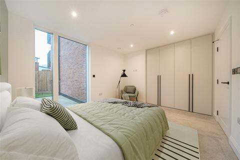 undefined, Tweedy Road, Bromley