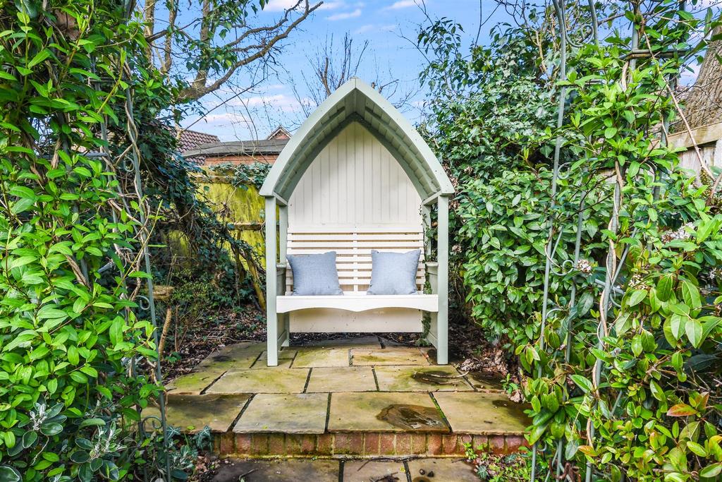 Rear garden.jpg