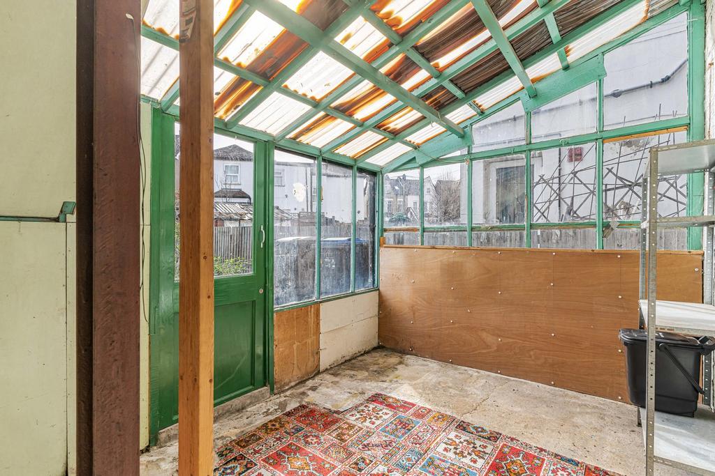 Lean-To