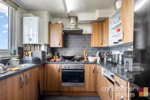 3 bedroom flat for sale, Walmer House, Bury Street, London, Greater London, N9 9LH