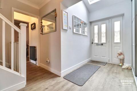 undefined, Kinghayes Road, Aldridge, Walsall, WS9 8RZ - Beautifully Presented Throughout