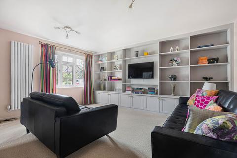 undefined, Orchard Drive, High Wycombe HP10