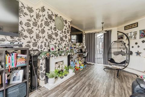 3 bedroom terraced house for sale, Comrie Walk, Manchester, M23
