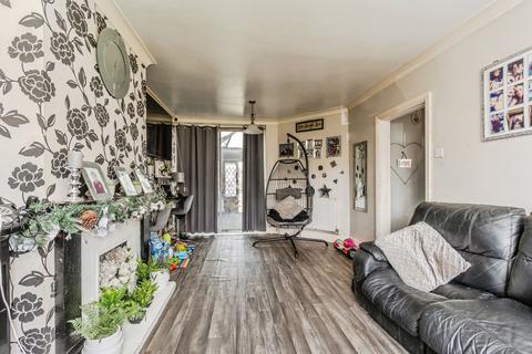 3 bedroom terraced house for sale, Comrie Walk, Manchester, M23