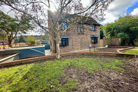4 bedroom detached house for sale, Priory Grove, Romford