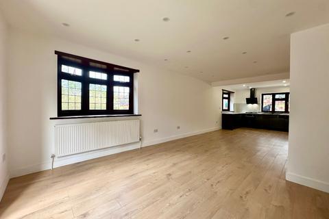 4 bedroom detached house for sale, Priory Grove, Romford